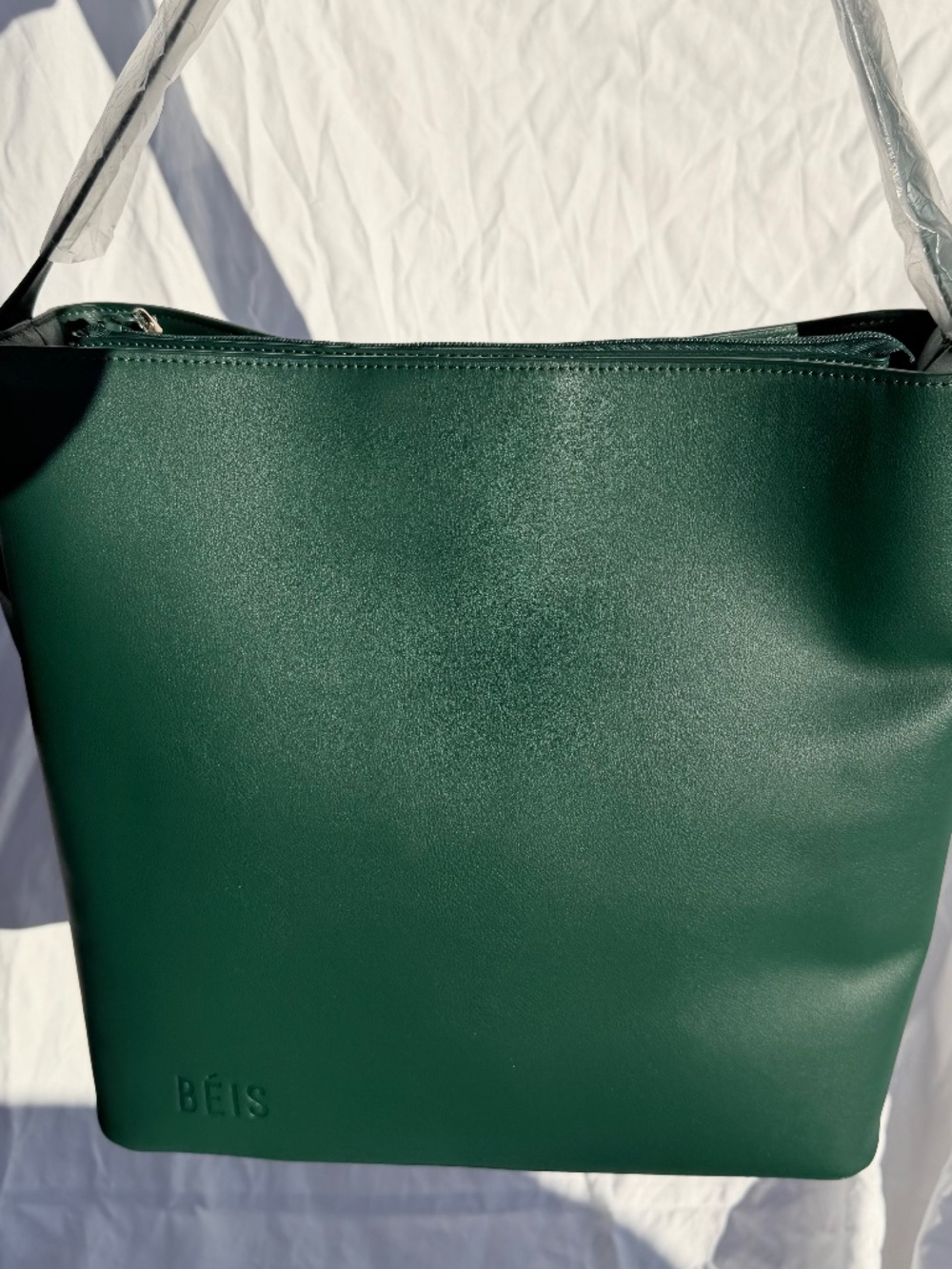 Beis The Wicked Tote in Wicked Green nwt - Picture 10 of 10